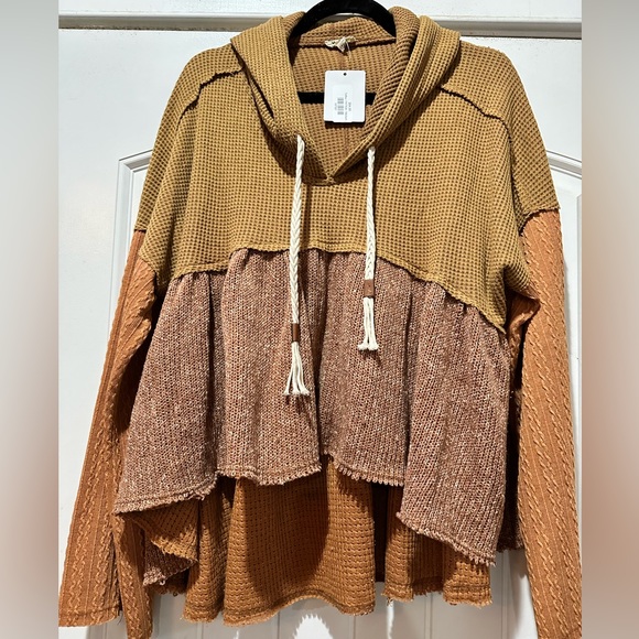 POL Sweaters - NWT. POL brand. Size medium.